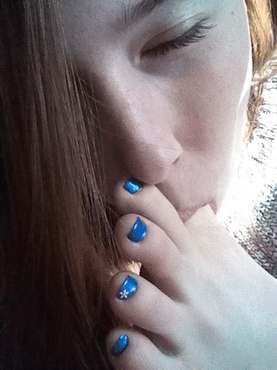 Feet Licking Porn .